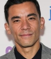 Conrad Ricamora