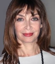 Illeana Douglas