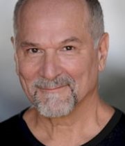 John Kapelos